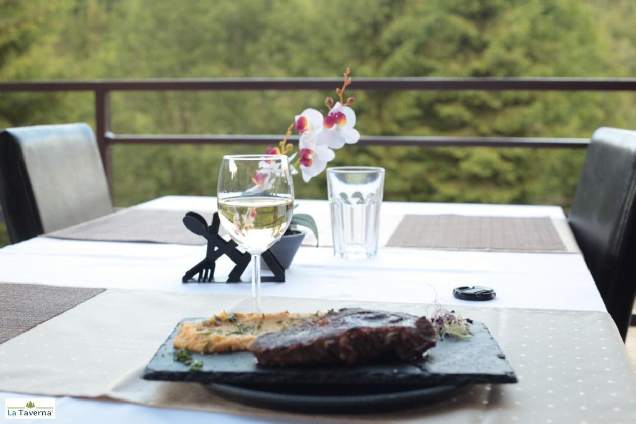 Pensiunea La Taverna Trăisteni المظهر الخارجي الصورة