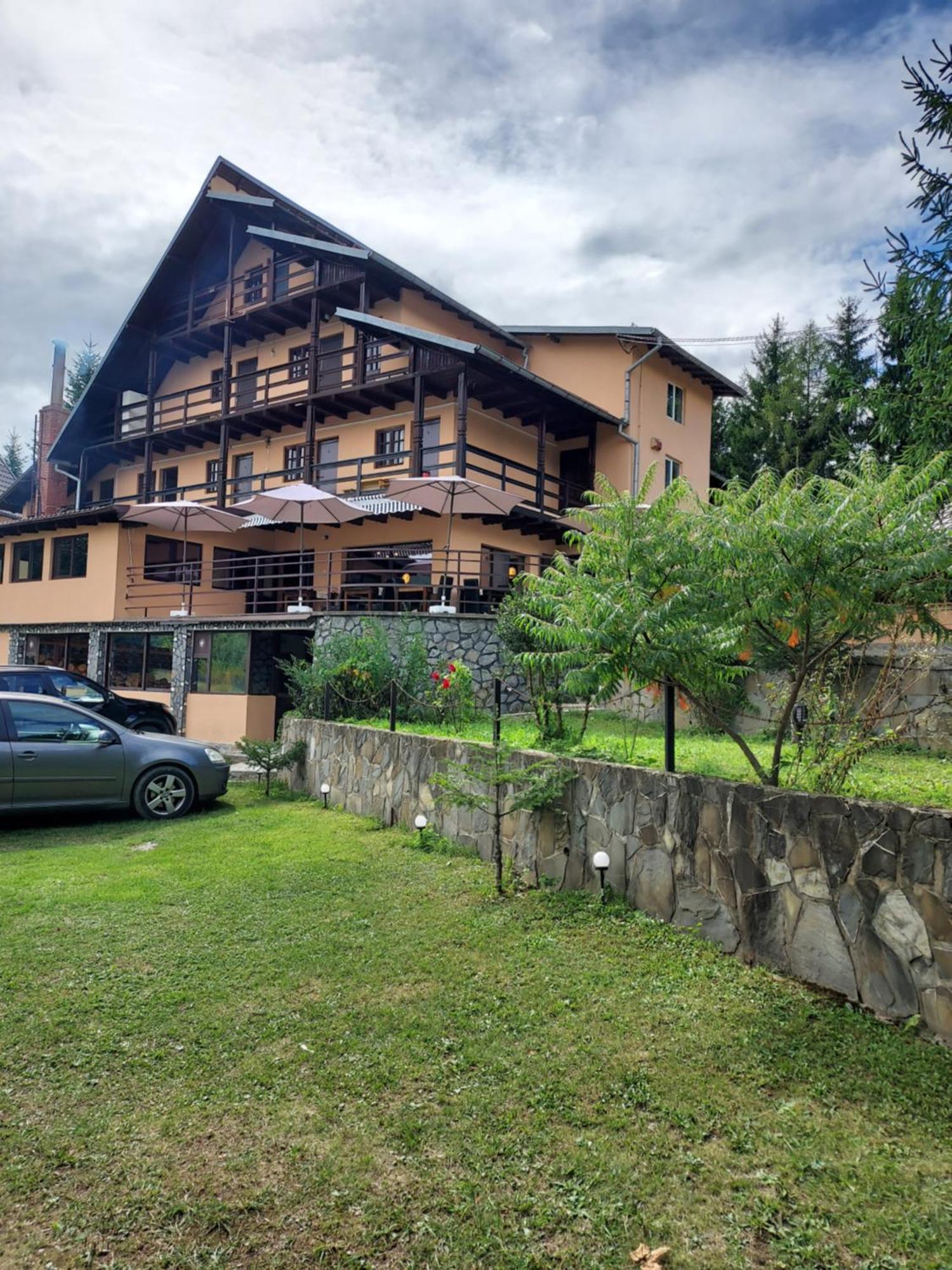 Pensiunea La Taverna Trăisteni المظهر الخارجي الصورة